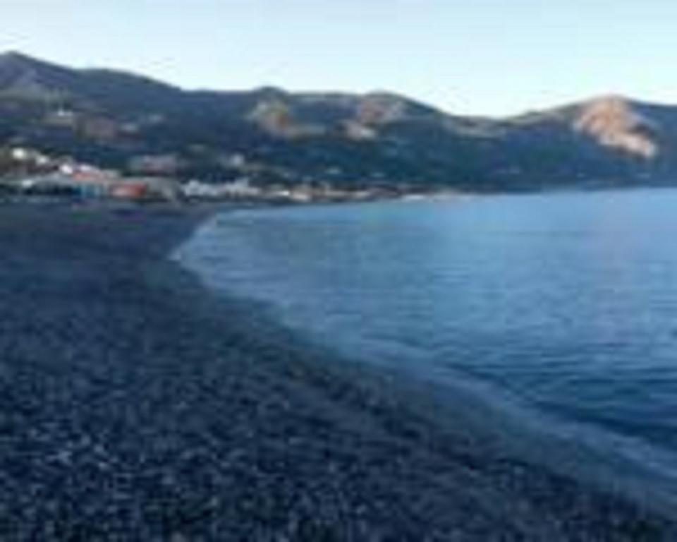Apartamento Terrazza Sul Mare Gioiosa Marea Exterior foto